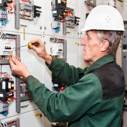 Careers-SureMountain-engineer-Construction-property-maintenance-energy-saving